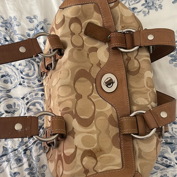 Vintage Coach handbag - Picture 2 of 5